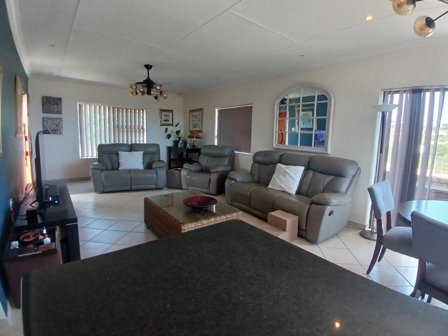 3 Bedroom Property for Sale in Dana Bay Western Cape